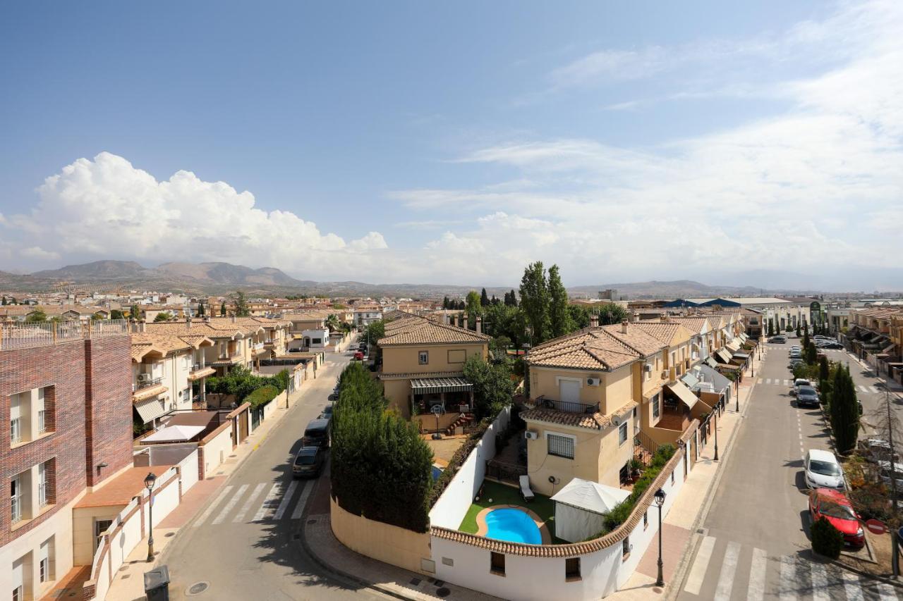 فندق بيليكْروسفي  Yit Conquista De Granada المظهر الخارجي الصورة